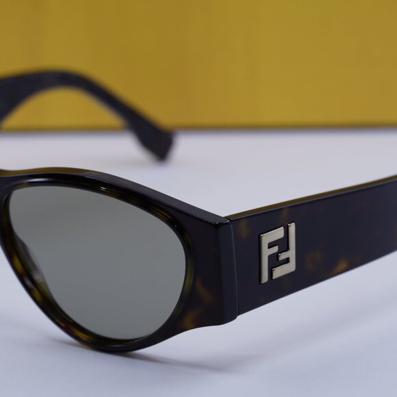 Fendi FE40158I 52E Oval Sunglasses - Dark Havana main image 5